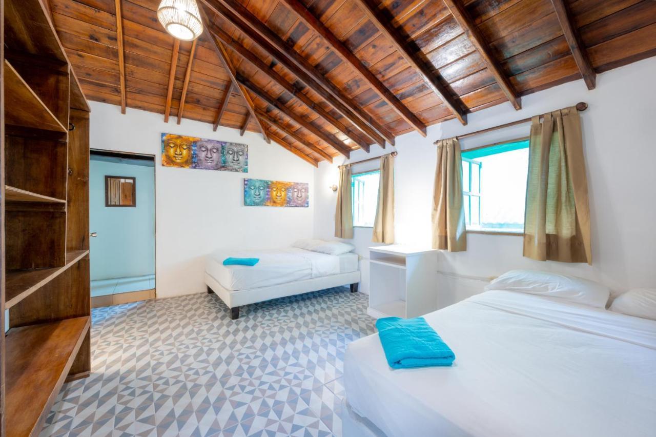 Casa Del Sol Vandrerhjem Montañita Eksteriør bilde