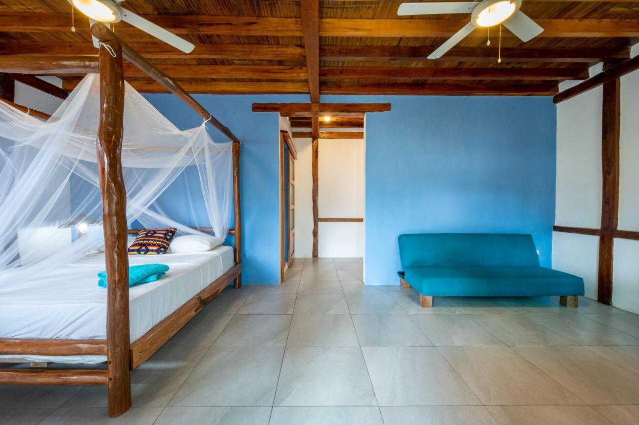 Casa Del Sol Vandrerhjem Montañita Eksteriør bilde